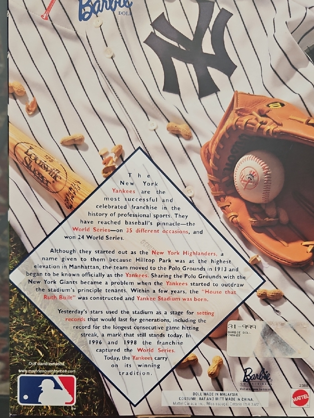 1999 New York Yankees Barbie - Picture 8 of 13